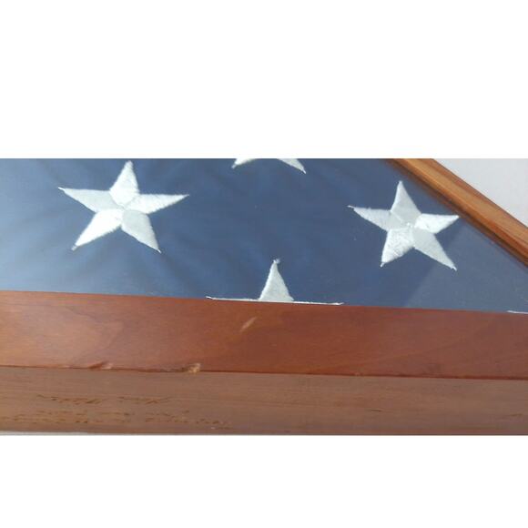 Vintage Veteran US Flag Display Memorial With Case Perserve In All Things Good - Picture 5 of 7
